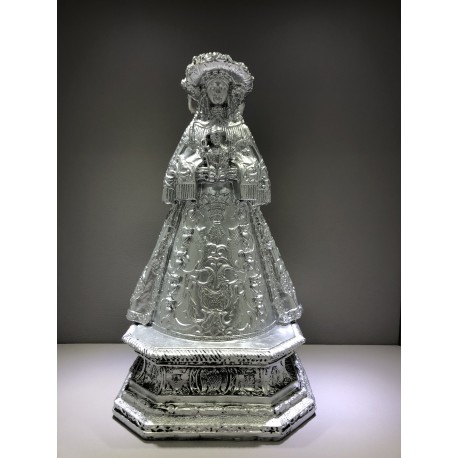 Virgen Pastora resina plateada